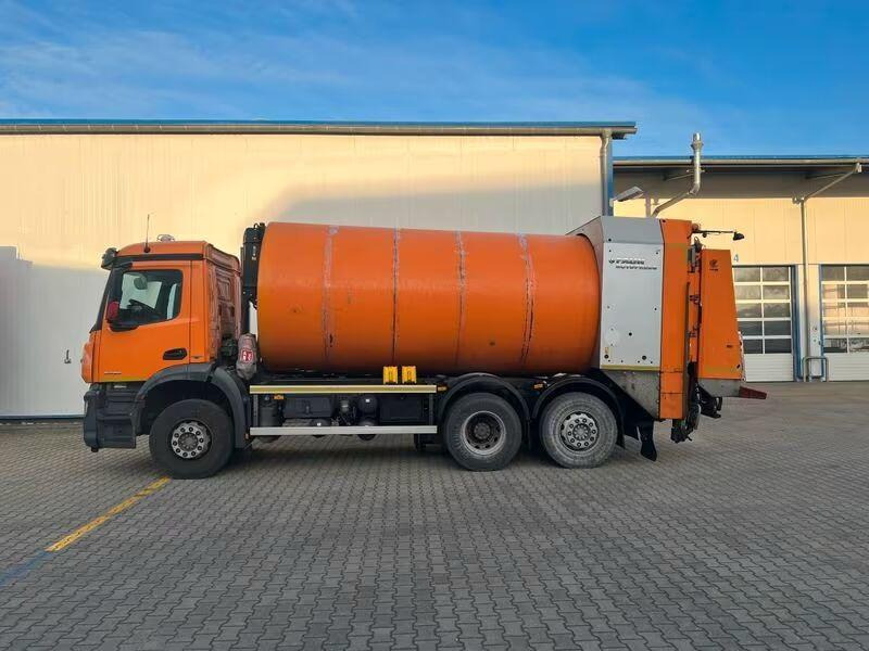 Mercedes-Benz Arocs 2533 - Vůz na odvoz odpadků: obrázek 4 Mercedes-Benz Arocs 2533 - Vůz na odvoz odpadků: obrázek 4