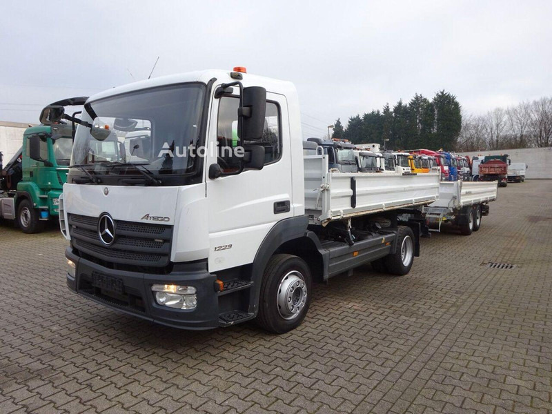 Mercedes-Benz Atego 1223 - 3 way tipper+semi-trailer - Sklápěč: obrázek 2 Mercedes-Benz Atego 1223 - 3 way tipper+semi-trailer - Sklápěč: obrázek 2