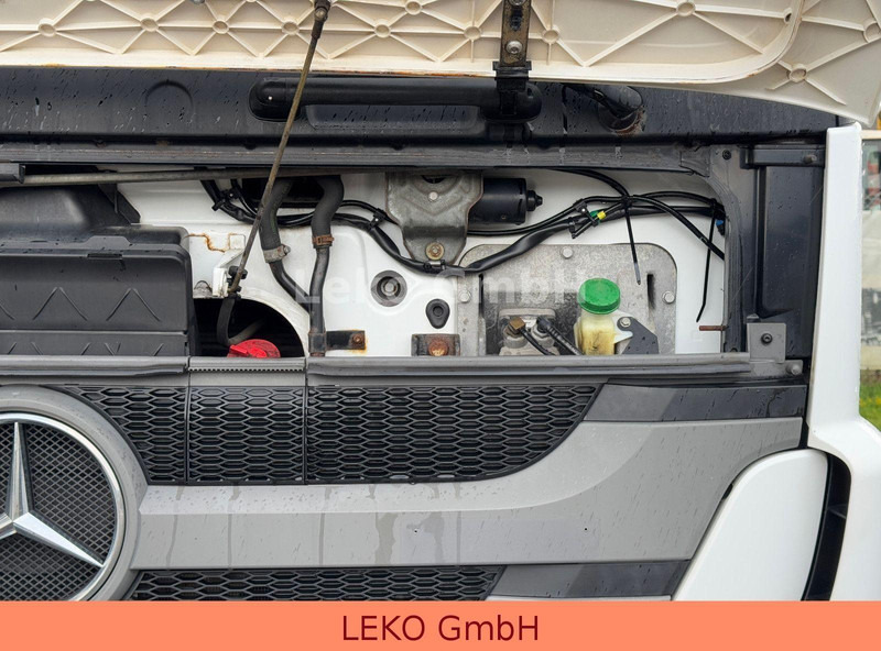 Chladírenský nákladní automobil Mercedes-Benz Axor 1929: obrázek 15