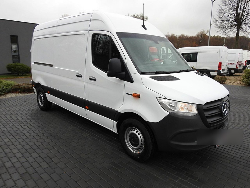 Mercedes-Benz ESPRINTER NOWY ELEKTRYCZNY FURGON AUTOMAT GWARANCJA 95KM [ 607 - Dodávka skřín, Elektrická dodávka: obrázek 4 Mercedes-Benz ESPRINTER NOWY ELEKTRYCZNY FURGON AUTOMAT GWARANCJA 95KM [ 607 - Dodávka skřín, Elektrická dodávka: obrázek 4