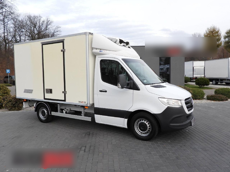 Mercedes-Benz SPRINTER 314 CHŁODNIA KONTENER -1*C TEMPOMAT NAWIGACJA KLIMATYZA - Chladící dodávka: obrázek 1 Mercedes-Benz SPRINTER 314 CHŁODNIA KONTENER -1*C TEMPOMAT NAWIGACJA KLIMATYZA - Chladící dodávka: obrázek 1