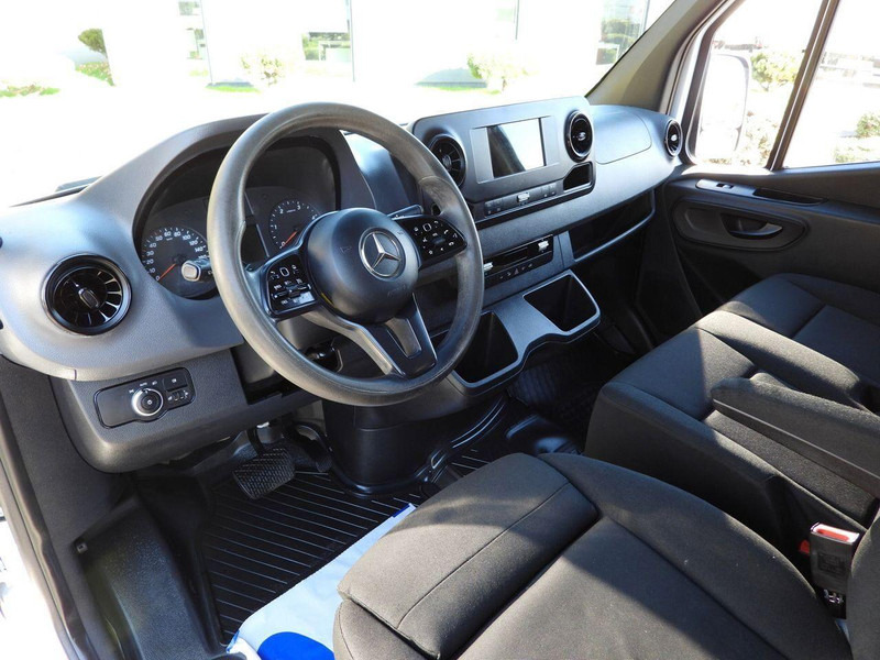 Mercedes-Benz SPRINTER 316 - Minibus, Mikrobus: obrázek 2 Mercedes-Benz SPRINTER 316 - Minibus, Mikrobus: obrázek 2