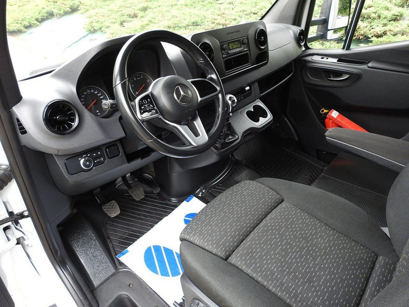 Mercedes-Benz SPRINTER 316 PLANDEKA 10 PALET WEBASTO KLIMATYZACJA TEMPOMAT 16 - Plachtová dodávka: obrázek 2 Mercedes-Benz SPRINTER 316 PLANDEKA 10 PALET WEBASTO KLIMATYZACJA TEMPOMAT 16 - Plachtová dodávka: obrázek 2