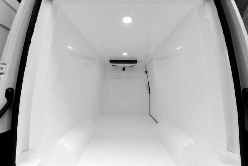 Mercedes-Benz Sprinter 315 - Chladící dodávka: obrázek 5 Mercedes-Benz Sprinter 315 - Chladící dodávka: obrázek 5