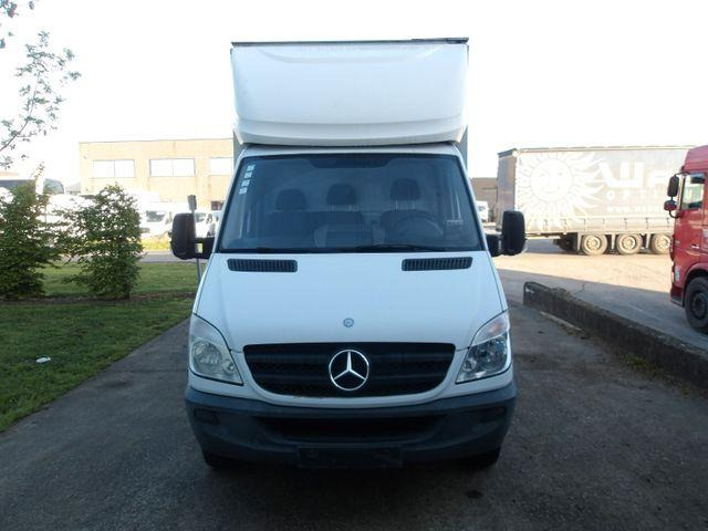 Mercedes-Benz Sprinter 513 Koffer - Dodávka skřín: obrázek 3 Mercedes-Benz Sprinter 513 Koffer - Dodávka skřín: obrázek 3