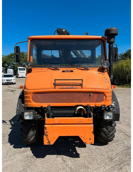 Mercedes-Benz UNIMOG - Jednoosý traktor: obrázek 4 Mercedes-Benz UNIMOG - Jednoosý traktor: obrázek 4
