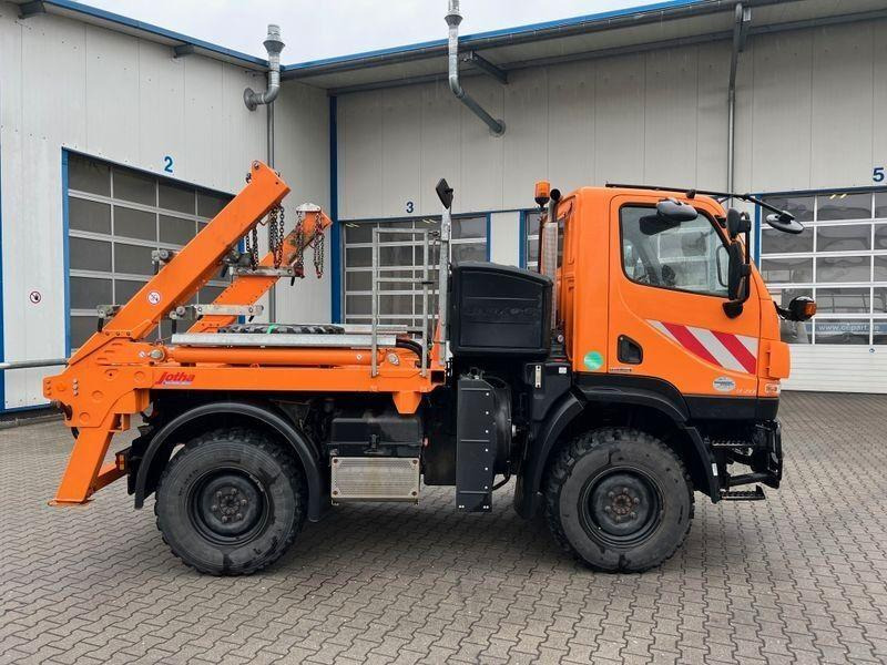 Mercedes-Benz Unimog U 20 4x4 Skip loader - Ramenový nosič kontajnerov: obrázek 5 Mercedes-Benz Unimog U 20 4x4 Skip loader - Ramenový nosič kontajnerov: obrázek 5