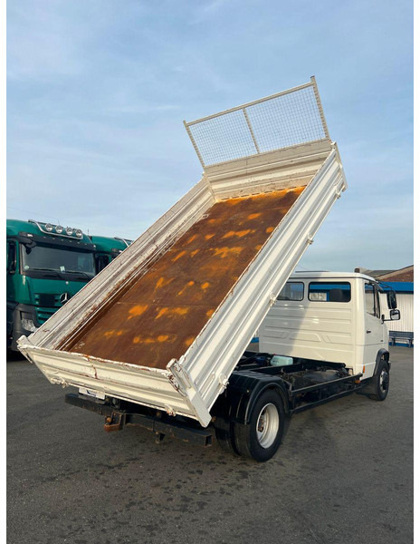 Mercedes-Benz Vario 816 816/AHK/ Blatt-Blatt /Radstand 4250mm - Sklápěč: obrázek 4 Mercedes-Benz Vario 816 816/AHK/ Blatt-Blatt /Radstand 4250mm - Sklápěč: obrázek 4