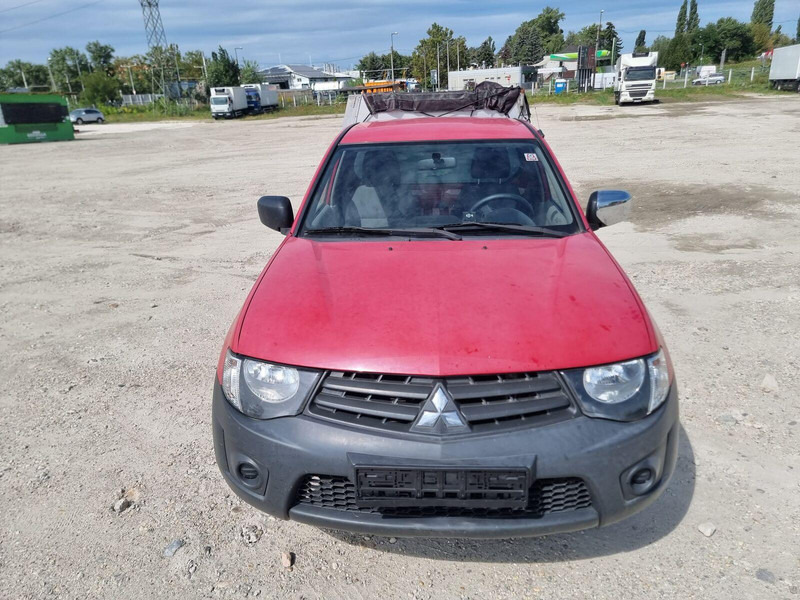 Mitsubishi L200 2,5 d - 3 sided Tipper - Dodávka sklápěč: obrázek 3 Mitsubishi L200 2,5 d - 3 sided Tipper - Dodávka sklápěč: obrázek 3