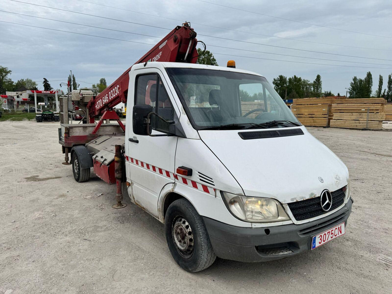Mercedes-Benz Sprinter 311 - OMME 1950 - Lifting Basket - Nákladní auto, Auto s hydraulickou rukou: obrázek 4 Mercedes-Benz Sprinter 311 - OMME 1950 - Lifting Basket - Nákladní auto, Auto s hydraulickou rukou: obrázek 4