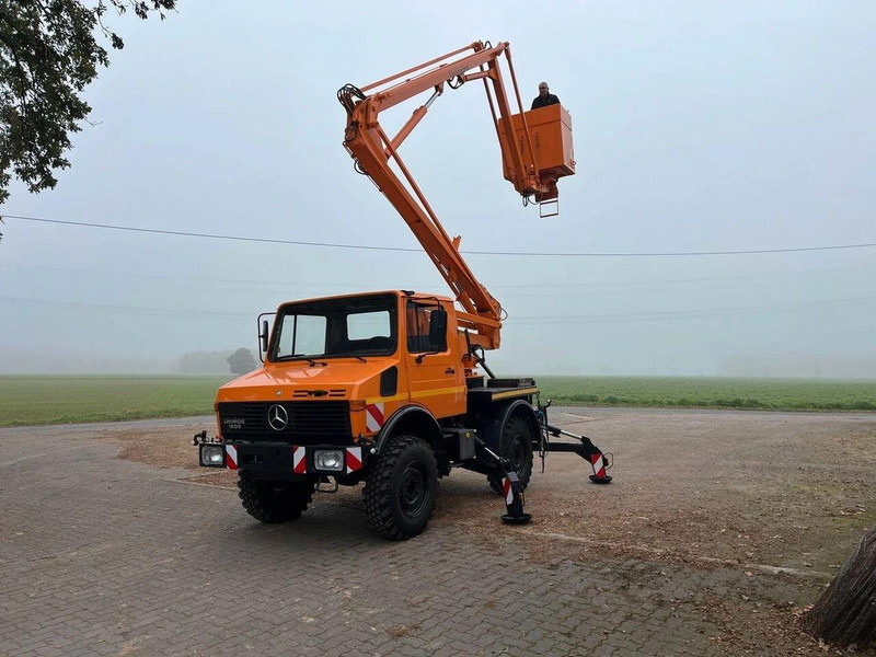 Mercedes-Benz Unimog 1200 4x4 - Lifting basket - Nákladní auto, Auto s hydraulickou rukou: obrázek 3 Mercedes-Benz Unimog 1200 4x4 - Lifting basket - Nákladní auto, Auto s hydraulickou rukou: obrázek 3