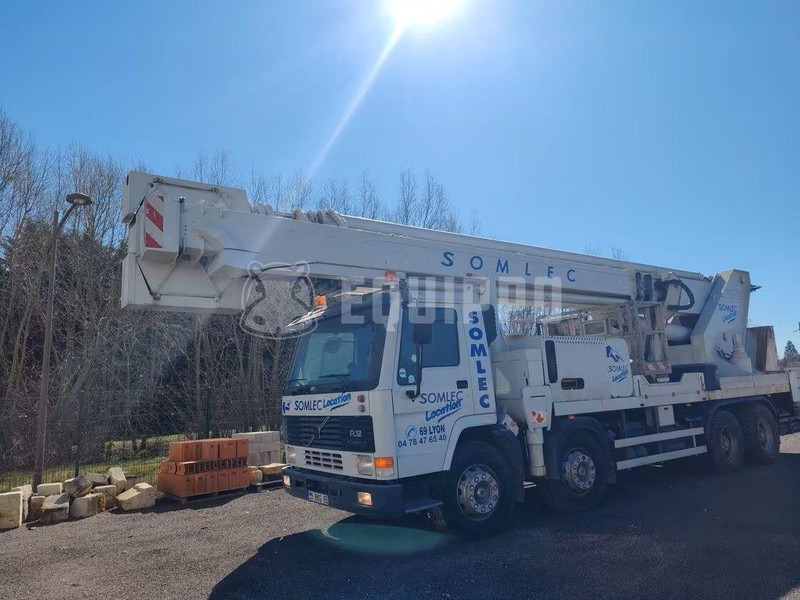 Volvo FL12 - Mounted boom lift truck - Nákladní auto, Auto s hydraulickou rukou: obrázek 1 Volvo FL12 - Mounted boom lift truck - Nákladní auto, Auto s hydraulickou rukou: obrázek 1