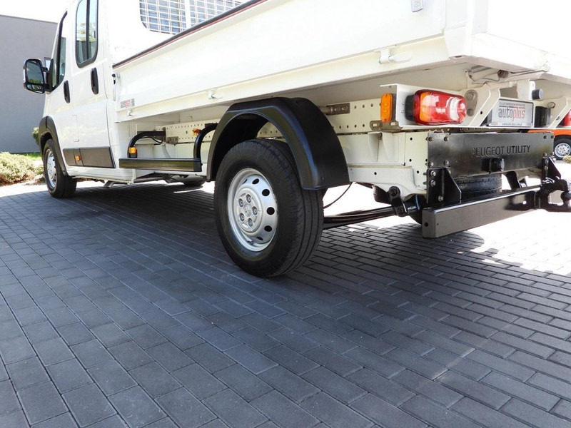 Sklápěč Peugeot BOXER WYWROTKA PODWÓJNA KABINA DOKA 7 MIEJSC TEMPOMAT KLIMATYZA: obrázek 15 Sklápěč Peugeot BOXER WYWROTKA PODWÓJNA KABINA DOKA 7 MIEJSC TEMPOMAT KLIMATYZA: obrázek 15