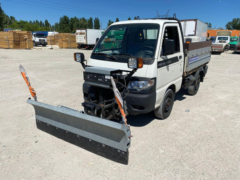 Piaggio Porter 1,2 d Pfau S90 - 4x4 - Tipper - snowplow - Dodávka sklápěč: obrázek 2 Piaggio Porter 1,2 d Pfau S90 - 4x4 - Tipper - snowplow - Dodávka sklápěč: obrázek 2