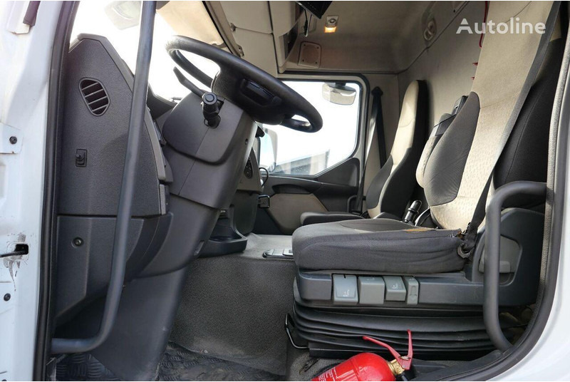 Nákladní automobil valníkový/ Plošinový, Auto s hydraulickou rukou Renault Premium 430DXi: obrázek 10 Nákladní automobil valníkový/ Plošinový, Auto s hydraulickou rukou Renault Premium 430DXi: obrázek 10