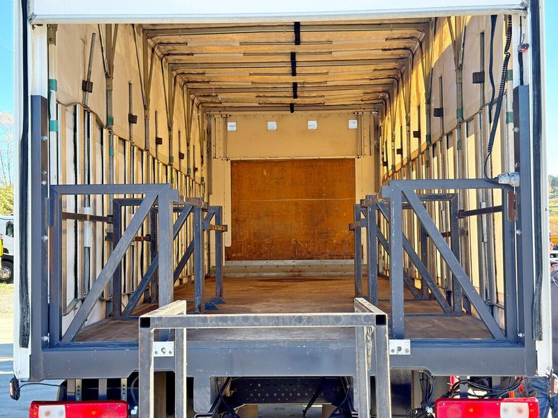 Skříňový nákladní auto Renault T380: obrázek 10