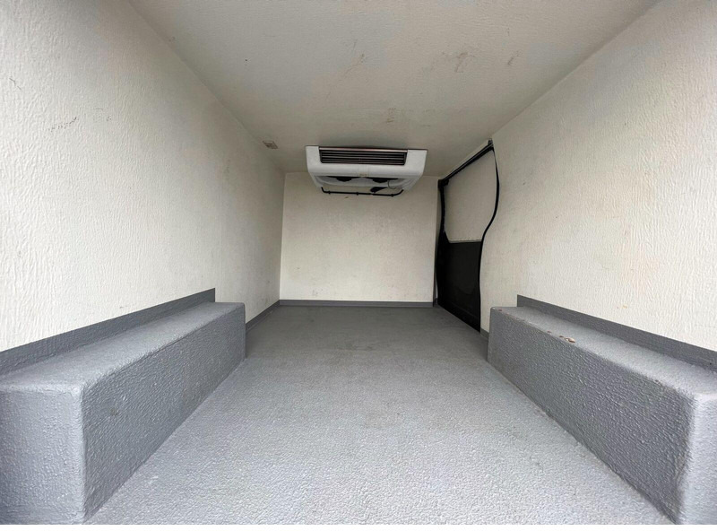 Chladící dodávka Renault Trafic Furgon Cooler Isoterma, Long, One Owner: obrázek 20
