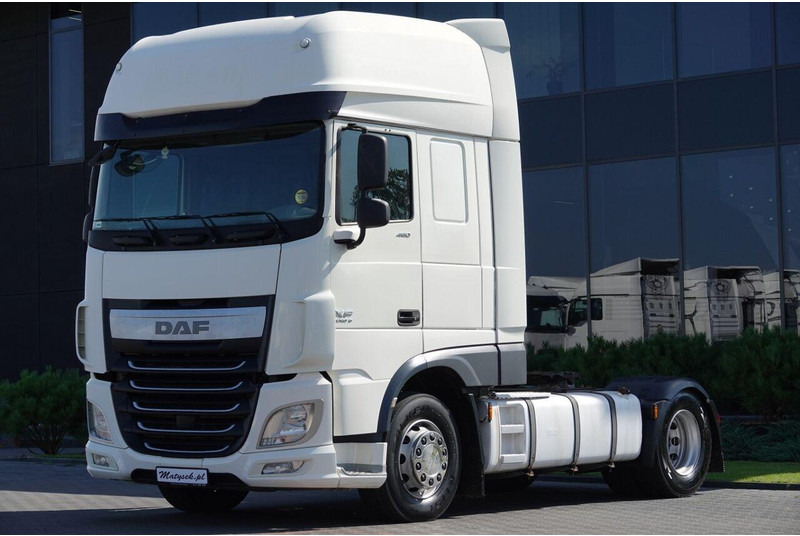 DAF XF 460 / MANUAL / STANDARD / SUPER SPACE CAB / EURO 6 - Tahač: obrázek 4 DAF XF 460 / MANUAL / STANDARD / SUPER SPACE CAB / EURO 6 - Tahač: obrázek 4