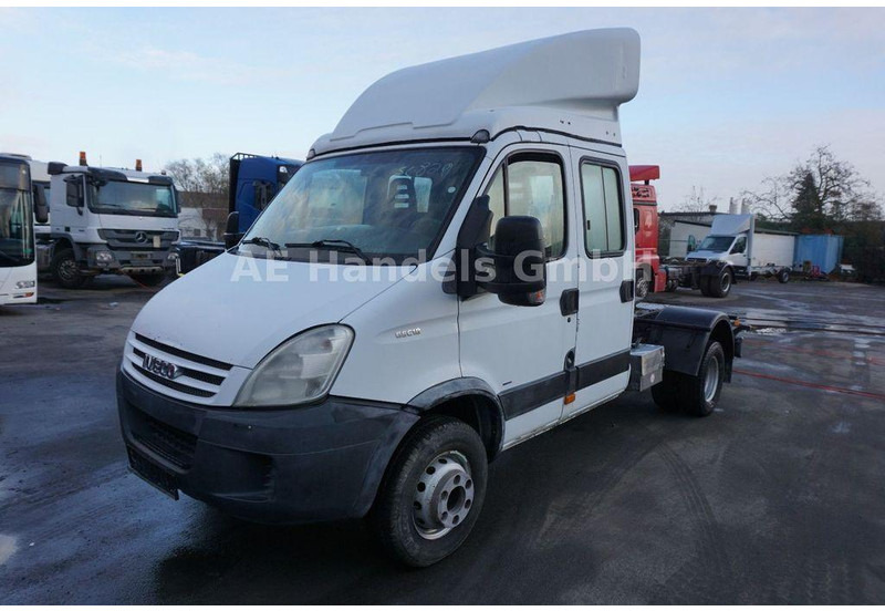 Iveco 65C18D Tractor - Tahač: obrázek 1 Iveco 65C18D Tractor - Tahač: obrázek 1