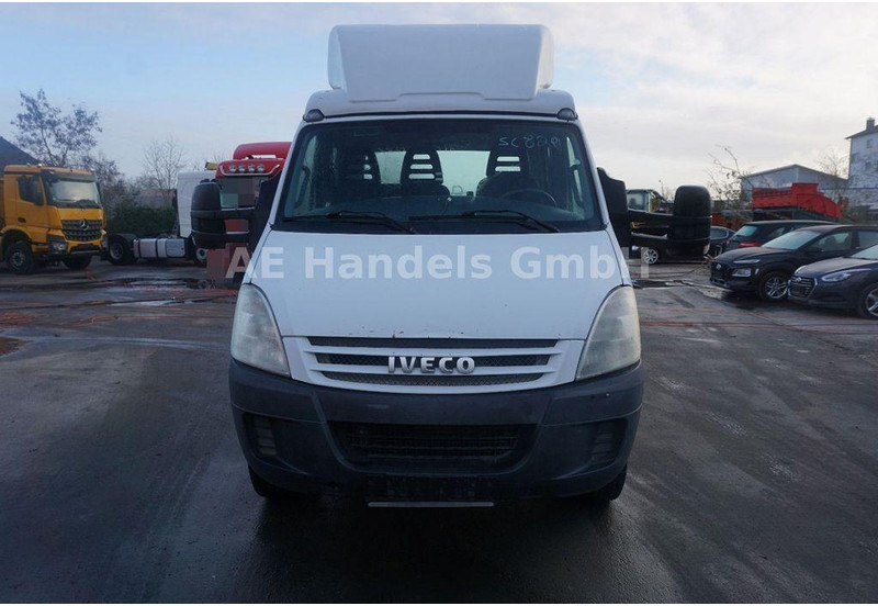 Iveco 65C18D Tractor - Tahač: obrázek 2 Iveco 65C18D Tractor - Tahač: obrázek 2