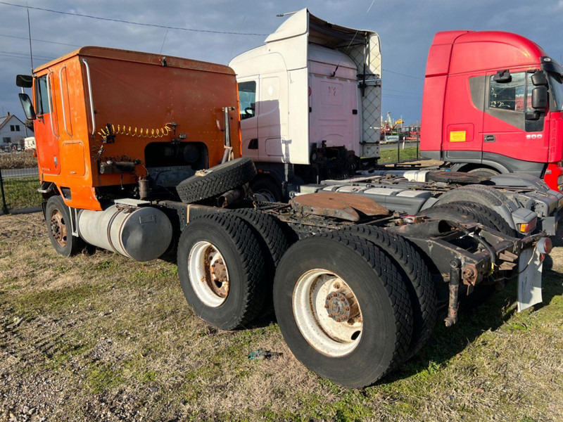 MACK INTERNATIONAL FSG 385 - Tahač: obrázek 3 MACK INTERNATIONAL FSG 385 - Tahač: obrázek 3