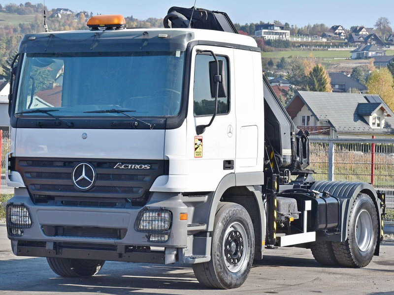 Mercedes-Benz ACTROS 1844 - Tahač: obrázek 4 Mercedes-Benz ACTROS 1844 - Tahač: obrázek 4