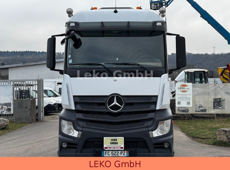 Mercedes-Benz Actros 1845 - Tahač: obrázek 2 Mercedes-Benz Actros 1845 - Tahač: obrázek 2