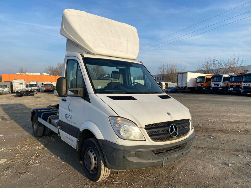 Mercedes-Benz Sprinter 515 - BE Mini Trekker - SZM - 3.5t - Tahač: obrázek 2 Mercedes-Benz Sprinter 515 - BE Mini Trekker - SZM - 3.5t - Tahač: obrázek 2