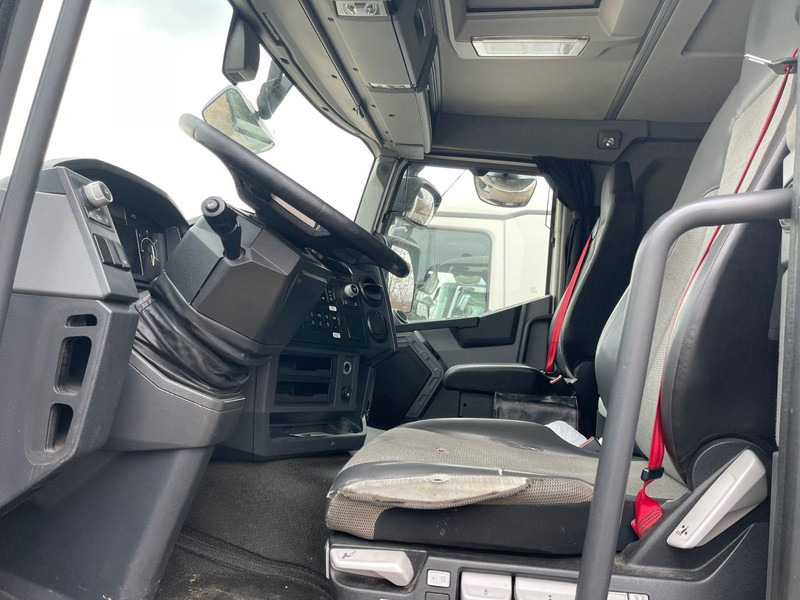 Renault T 460 ALU.BIG ADR//2-UNITE - Tahač: obrázek 3 Renault T 460 ALU.BIG ADR//2-UNITE - Tahač: obrázek 3