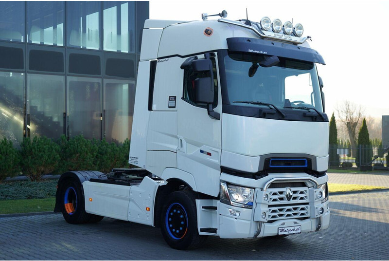 Renault T 520 / RETARDER / SKÓRY / LIMITED / TEAM ALPINE 52/99 - Tahač: obrázek 4 Renault T 520 / RETARDER / SKÓRY / LIMITED / TEAM ALPINE 52/99 - Tahač: obrázek 4