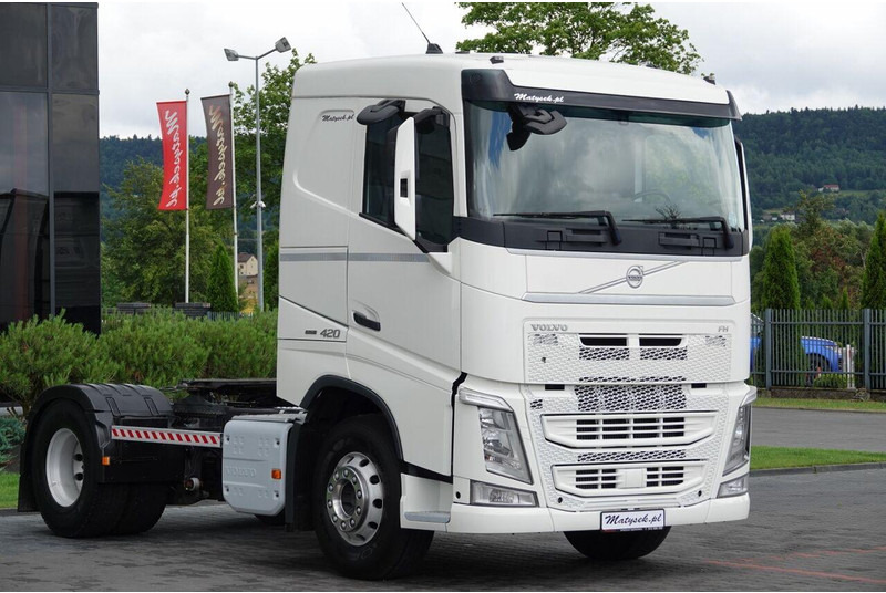 Volvo FH 420 / 13 L / PEŁNY ADR / 2017 ROK / NISKA KABINA / SPROWADZON - Tahač: obrázek 1 Volvo FH 420 / 13 L / PEŁNY ADR / 2017 ROK / NISKA KABINA / SPROWADZON - Tahač: obrázek 1