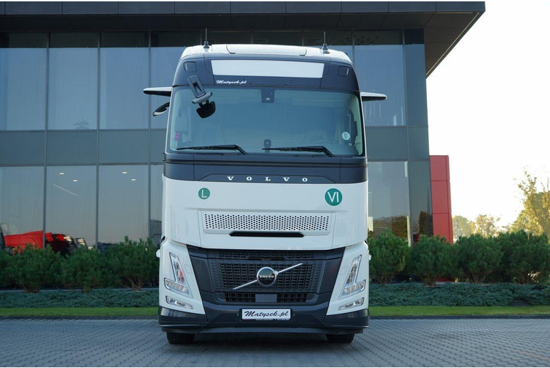 Volvo FH 500 AERO / 2025 ROK / I-SAVE / XXL / GWARANCJA FABRYCZNA - Tahač: obrázek 4 Volvo FH 500 AERO / 2025 ROK / I-SAVE / XXL / GWARANCJA FABRYCZNA - Tahač: obrázek 4