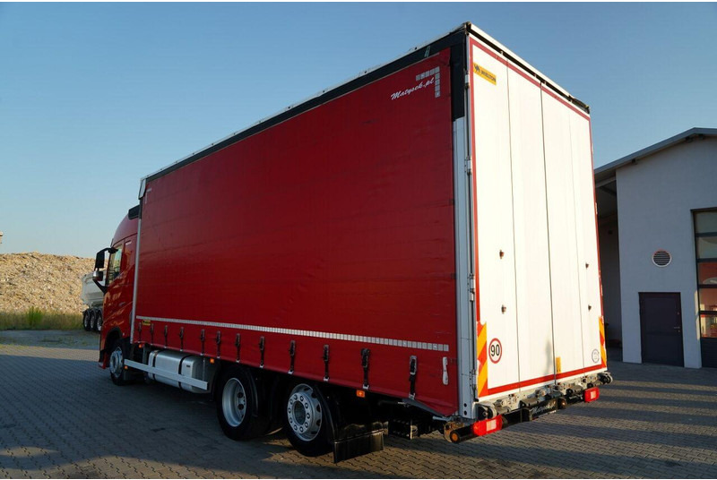 Volvo FH 460 / FIRANKA / 6x2 / PODNOSZONY DACH / I-PARK COOL / OŚ PODN - Plachtový nákladní auto: obrázek 5 Volvo FH 460 / FIRANKA / 6x2 / PODNOSZONY DACH / I-PARK COOL / OŚ PODN - Plachtový nákladní auto: obrázek 5