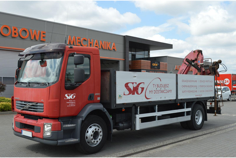 Volvo FL 18.280 Pallet Forks Rotator "22.5 5300 kg HDS AT - Nákladní automobil valníkový/ Plošinový, Auto s hydraulickou rukou: obrázek 1 Volvo FL 18.280 Pallet Forks Rotator "22.5 5300 kg HDS AT - Nákladní automobil valníkový/ Plošinový, Auto s hydraulickou rukou: obrázek 1