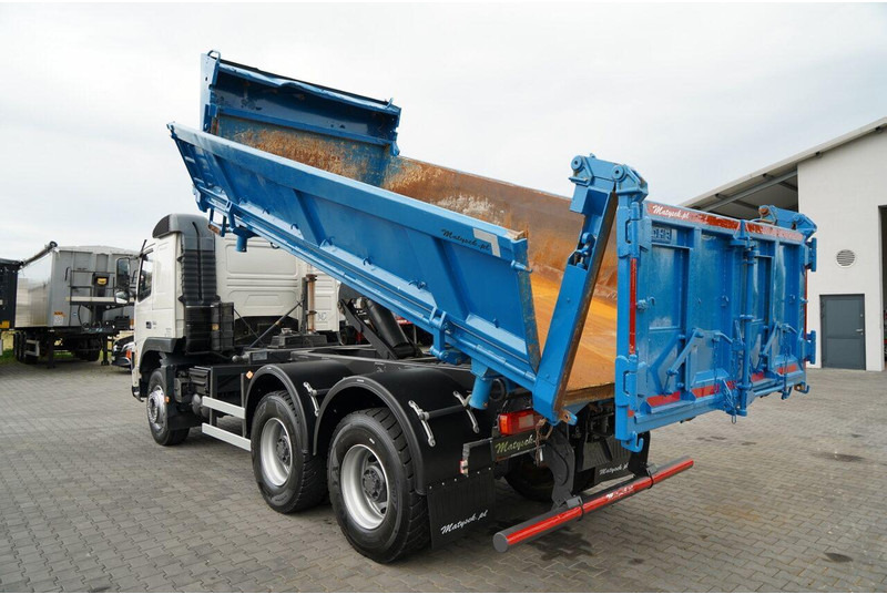 Volvo FM 360 / 6x4 / WYWROTKA DWUSTRONNA / HYDROBURTA / MANUAL / SPROW - Sklápěč: obrázek 4 Volvo FM 360 / 6x4 / WYWROTKA DWUSTRONNA / HYDROBURTA / MANUAL / SPROW - Sklápěč: obrázek 4