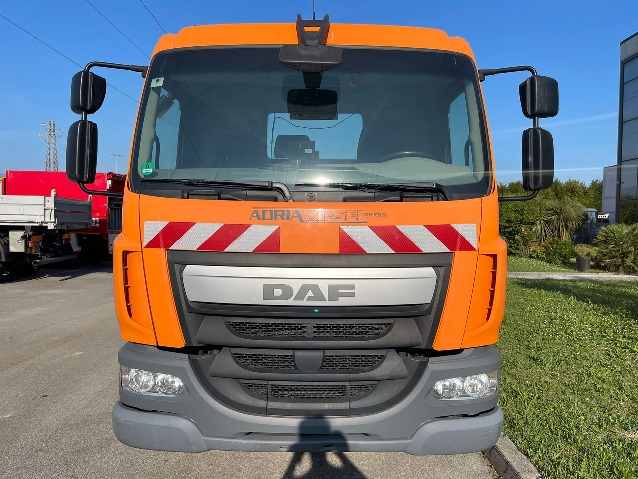 DAF LF280LE - Hákový nosič kontejnerů: obrázek 5 DAF LF280LE - Hákový nosič kontejnerů: obrázek 5