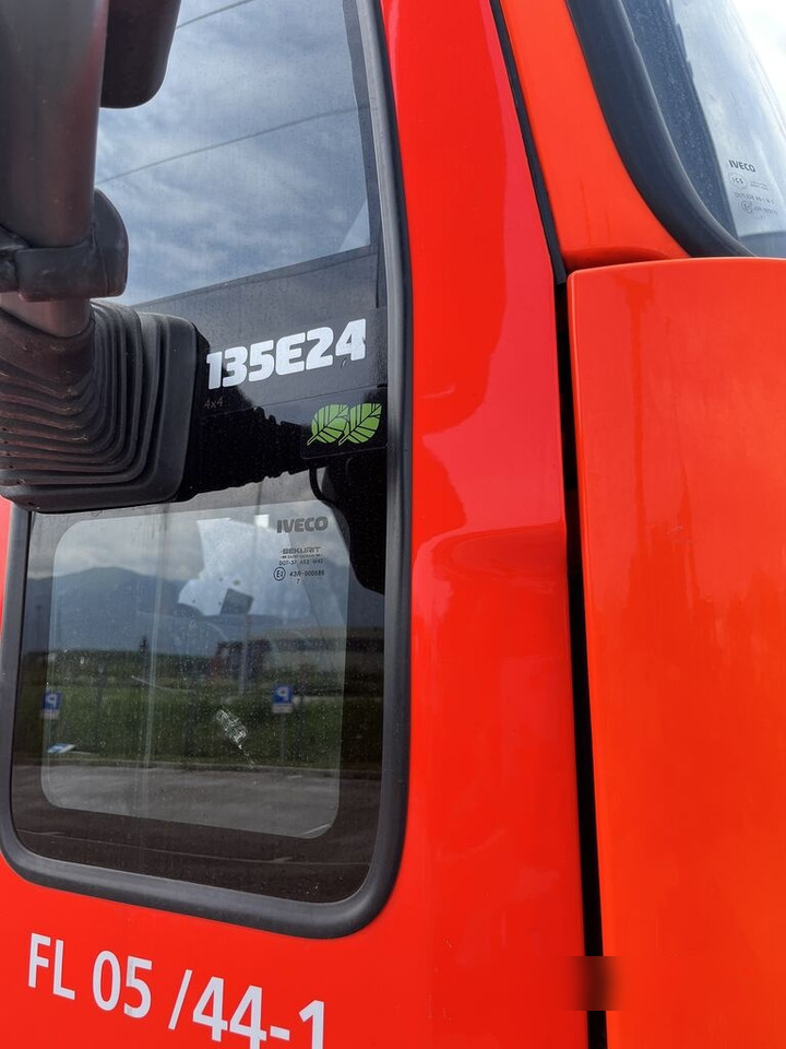 IVECO 135E24 - Hasičský vůz: obrázek 2 IVECO 135E24 - Hasičský vůz: obrázek 2
