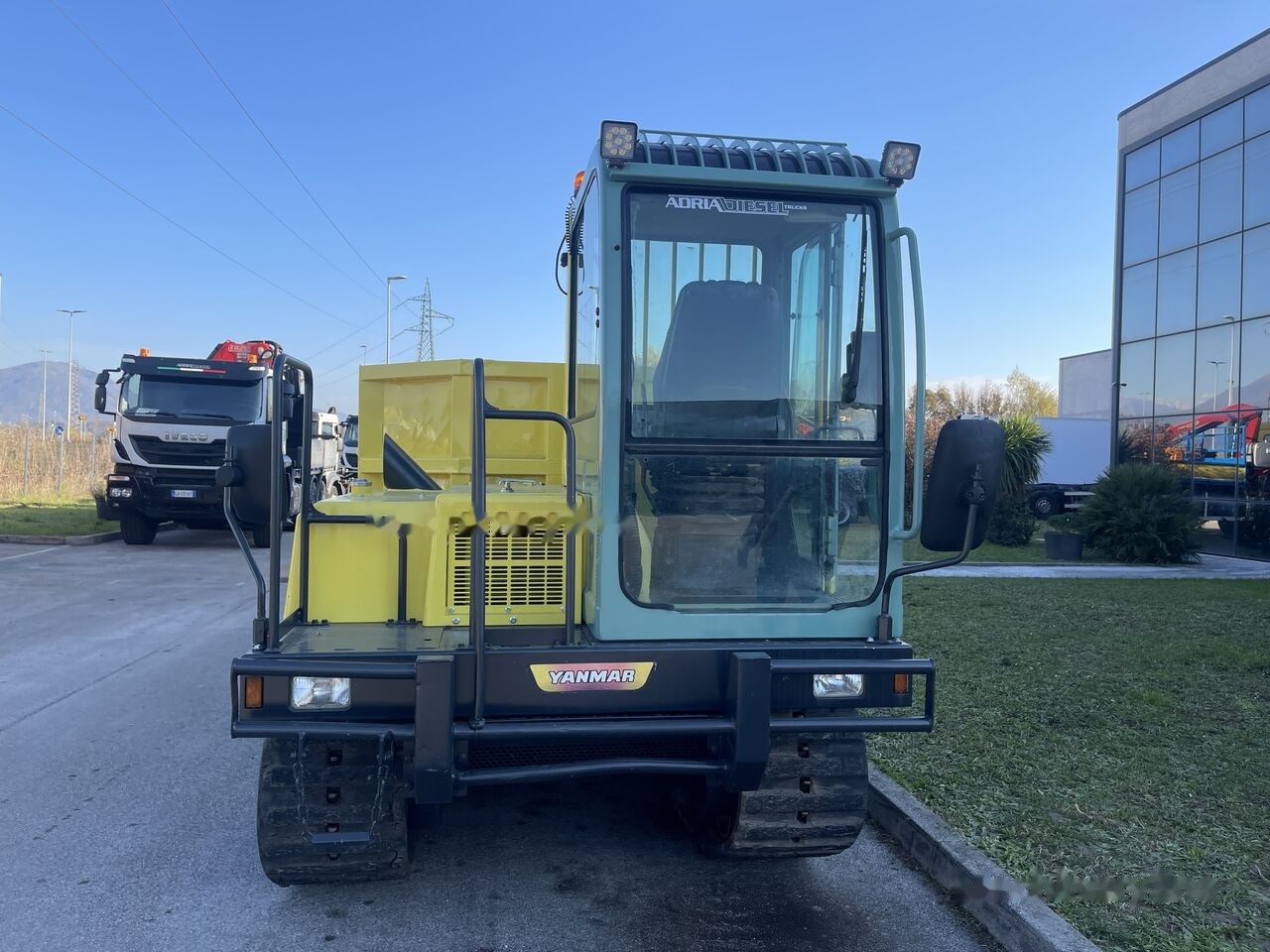 Yanmar C50 - Pásovy dampr: obrázek 3 Yanmar C50 - Pásovy dampr: obrázek 3