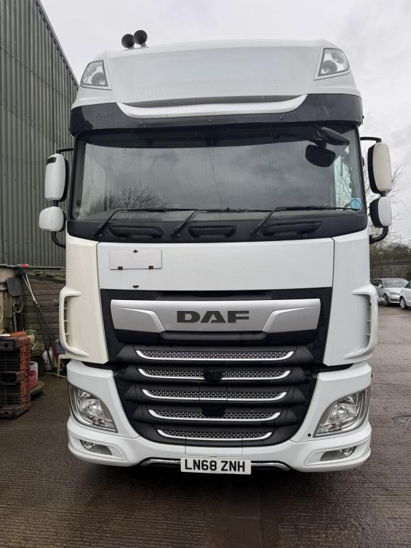 DAF FTG XF 480 Super Space cab - Tahač: obrázek 3 DAF FTG XF 480 Super Space cab - Tahač: obrázek 3