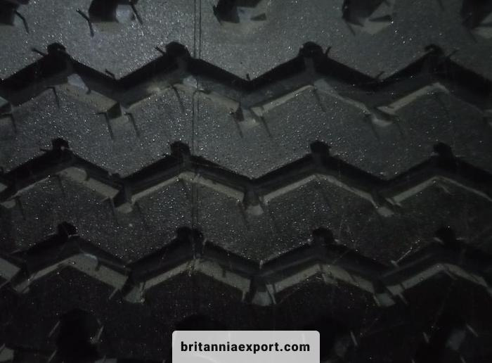 FACTORY Retread 12.00R24 directional Truck Tyres | Heavy-Duty | Export Ready - Pneumatiky: obrázek 1 FACTORY Retread 12.00R24 directional Truck Tyres | Heavy-Duty | Export Ready - Pneumatiky: obrázek 1