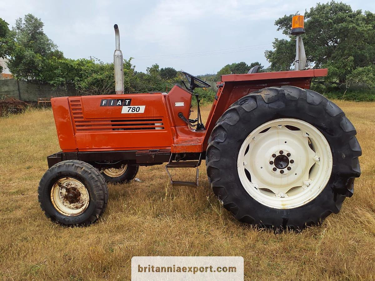 FIAT 780 | 4 cylinder | Oil brakes | Power steering - Traktor: obrázek 1 FIAT 780 | 4 cylinder | Oil brakes | Power steering - Traktor: obrázek 1