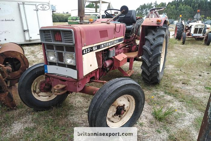 INTERNATIONAL 433 SA 4X2 | 2.5 diesel | brand new tyres | - Traktor: obrázek 1 INTERNATIONAL 433 SA 4X2 | 2.5 diesel | brand new tyres | - Traktor: obrázek 1