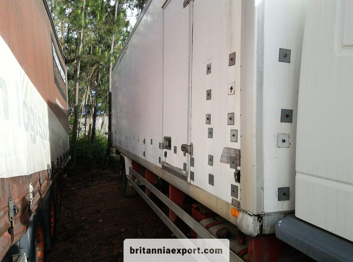 IVECO Eurotech 190E27 | Euro 2 | 19 Ton | Choice of 3 | - Chladírenský nákladní automobil: obrázek 5 IVECO Eurotech 190E27 | Euro 2 | 19 Ton | Choice of 3 | - Chladírenský nákladní automobil: obrázek 5