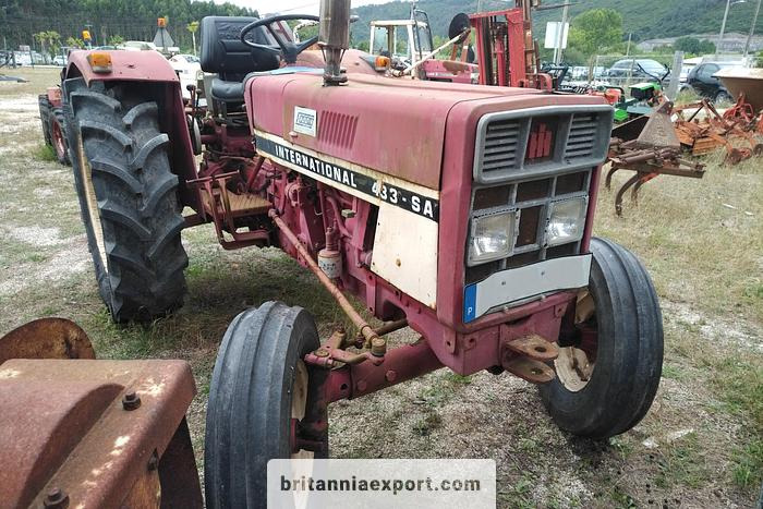 International 433 SA 4X2 | 2.5 diesel | brand new tyres | - Traktor: obrázek 2 International 433 SA 4X2 | 2.5 diesel | brand new tyres | - Traktor: obrázek 2