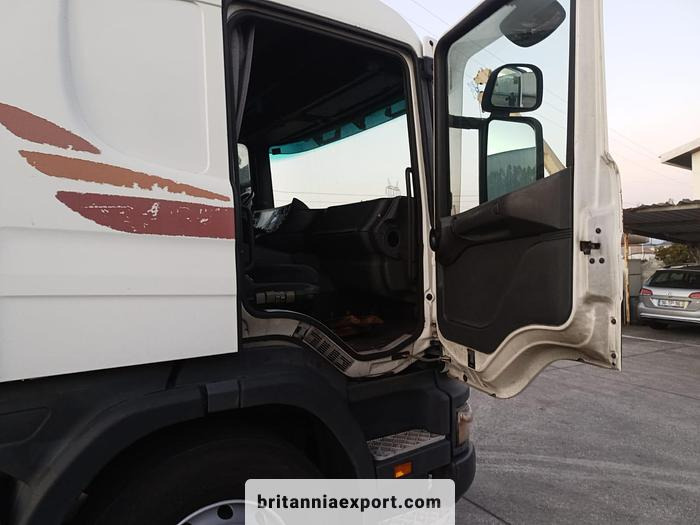 SCANIA P 124 G 400 | CP19 | Euro 2 | Manual gearbox - Tahač: obrázek 5 SCANIA P 124 G 400 | CP19 | Euro 2 | Manual gearbox - Tahač: obrázek 5
