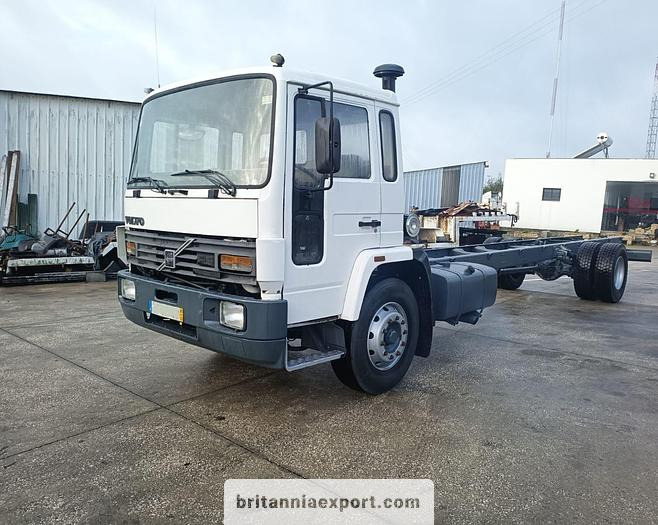 VOLVO FL619 Intercooler | Manual Pump | 19 Ton | On 10 Studs | Full Springs Suspension | - Podvozek s kabinou: obrázek 2 VOLVO FL619 Intercooler | Manual Pump | 19 Ton | On 10 Studs | Full Springs Suspension | - Podvozek s kabinou: obrázek 2