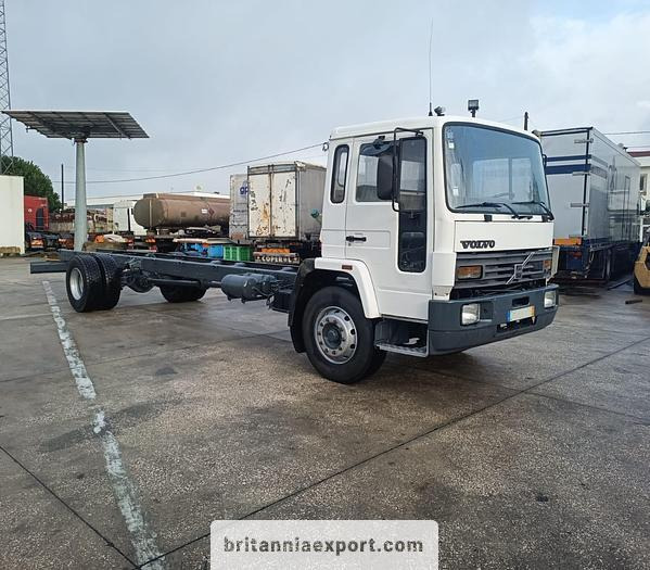 VOLVO FL619 Intercooler | Manual Pump | 19 Ton | On 10 Studs | Full Springs Suspension | - Podvozek s kabinou: obrázek 1 VOLVO FL619 Intercooler | Manual Pump | 19 Ton | On 10 Studs | Full Springs Suspension | - Podvozek s kabinou: obrázek 1