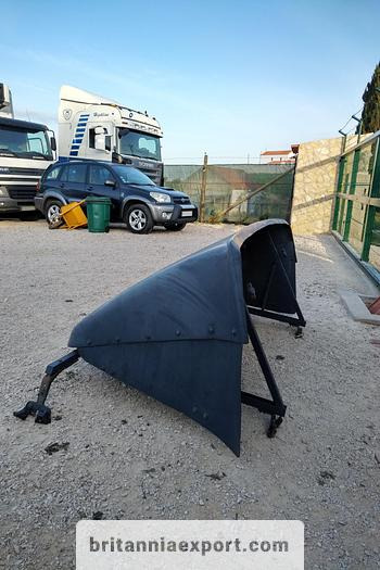 VOLVO Roof Spoiler – For Volvo FL6 Truck | Aerodynamic Fairing | Export Ready - Aerodynamika/ Spoilery: obrázek 4 VOLVO Roof Spoiler – For Volvo FL6 Truck | Aerodynamic Fairing | Export Ready - Aerodynamika/ Spoilery: obrázek 4