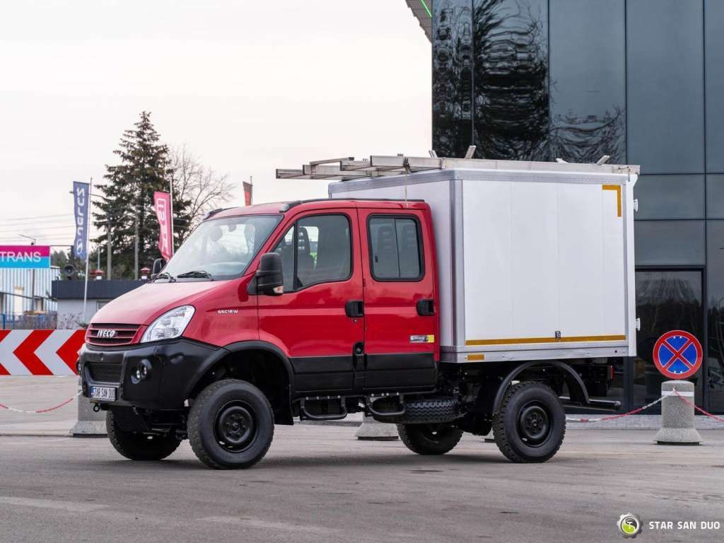 Iveco DAILY 4X4 OFFROAD CAMPER BOX DOKA Iveco DAILY 4X4 OFFROAD CAMPER BOX DOKA - Podvozek s kabinou: obrázek 5 Iveco DAILY 4X4 OFFROAD CAMPER BOX DOKA Iveco DAILY 4X4 OFFROAD CAMPER BOX DOKA - Podvozek s kabinou: obrázek 5