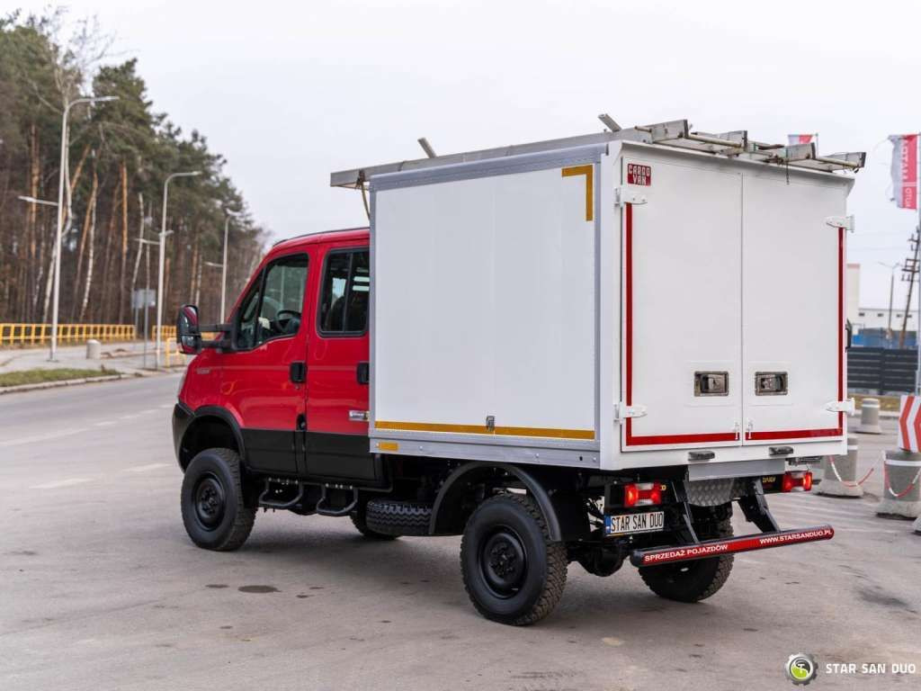 Podvozek s kabinou Iveco  DAILY 4X4 OFFROAD CAMPER BOX DOKA Iveco  DAILY 4X4 OFFROAD CAMPER BOX DOKA: obrázek 10